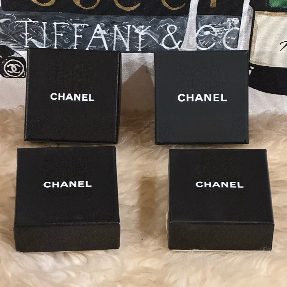 CHANEL BOX FOR Earring Ring Brooch Black Size 2.6” X 2.6” ( Listing For 1 Only) - Picture 1 of 9